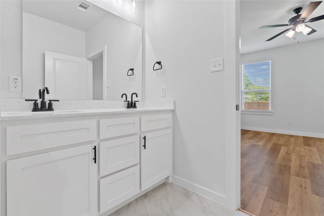 113 N Third Street, Celeste, TX 75423