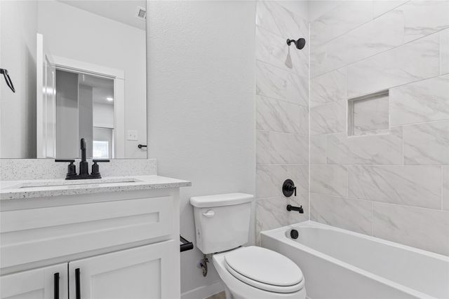 113 N Third Street, Celeste, TX 75423