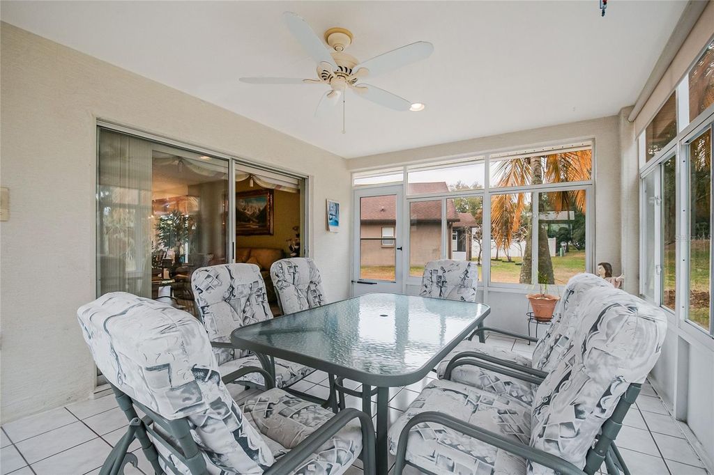 Image 15 of property listing at 469 MICKLETON LOOP, Ocoee, FL 34761