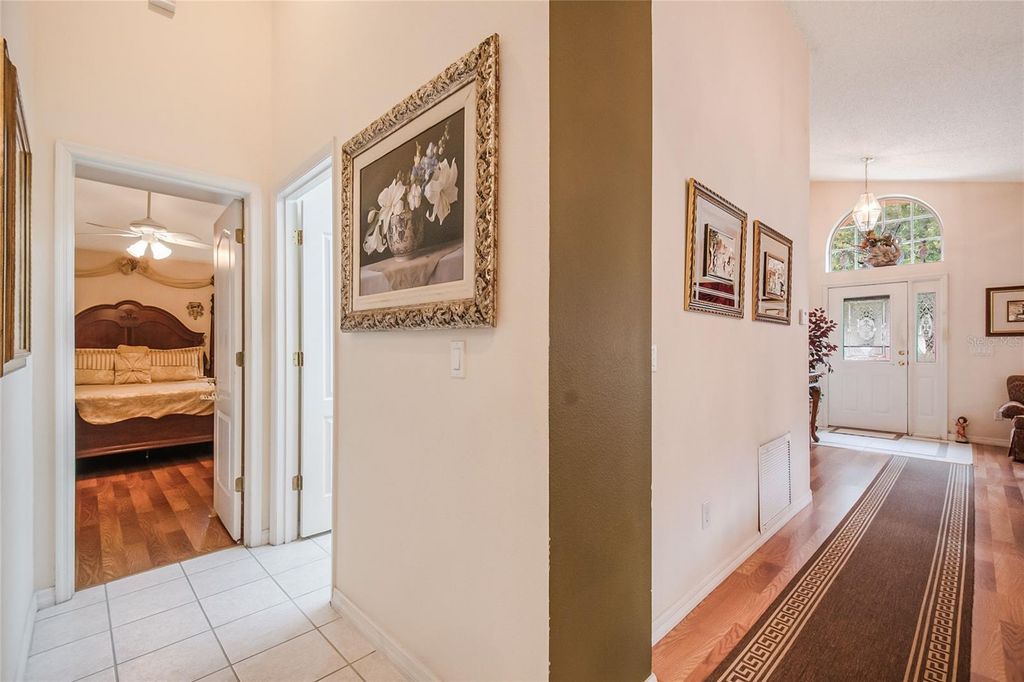 Image 5 of property listing at 469 MICKLETON LOOP, Ocoee, FL 34761