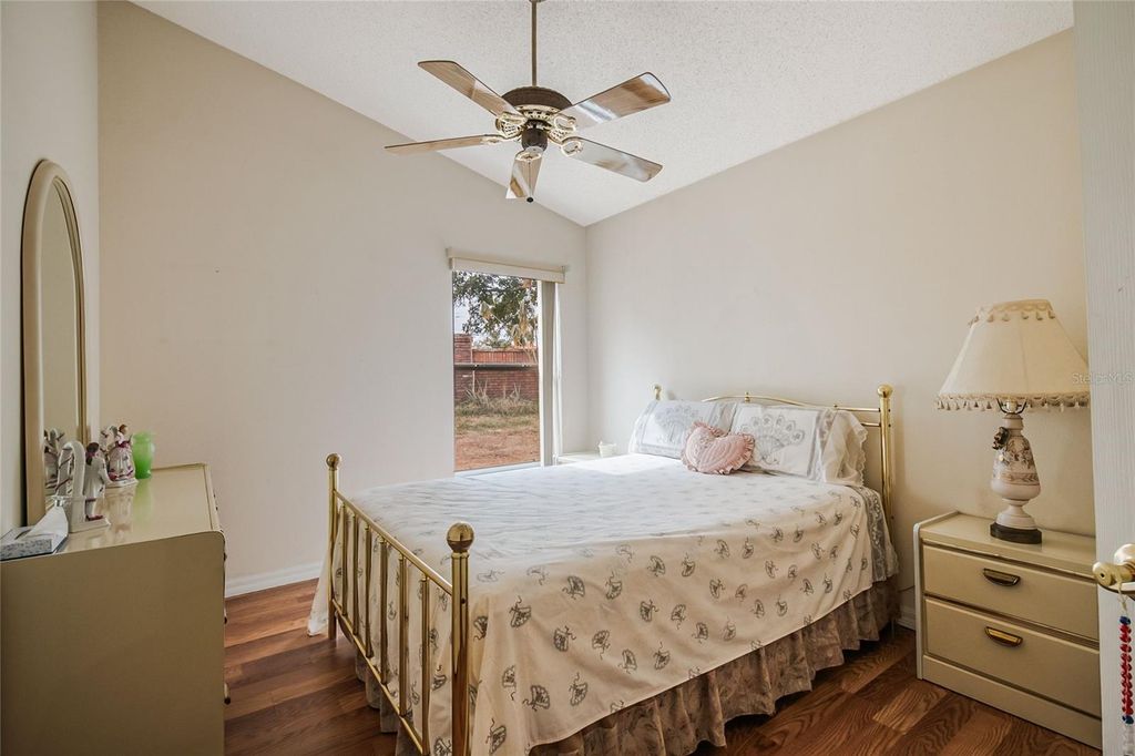 Image 10 of property listing at 469 MICKLETON LOOP, Ocoee, FL 34761