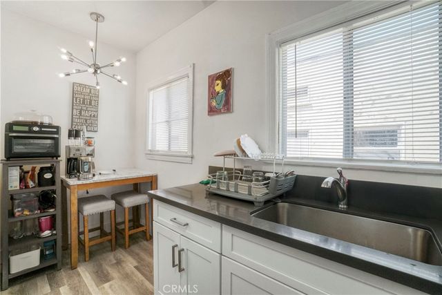 1732 W 48th Street, Los Angeles, CA 90062