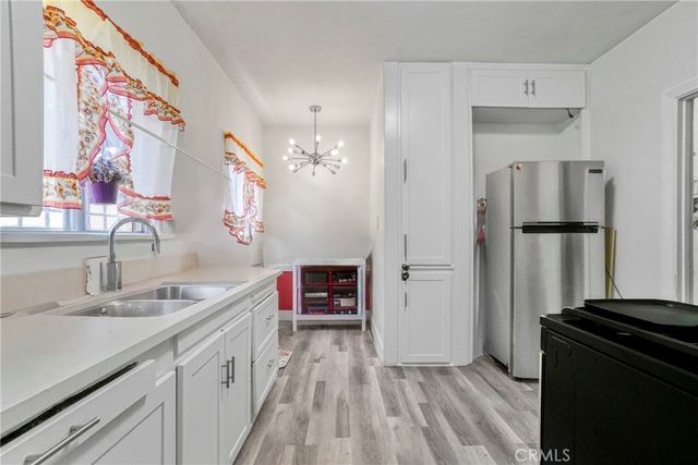 1732 W 48th Street, Los Angeles, CA 90062