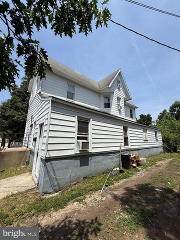376 E BROADWAY, Salem, NJ 08079