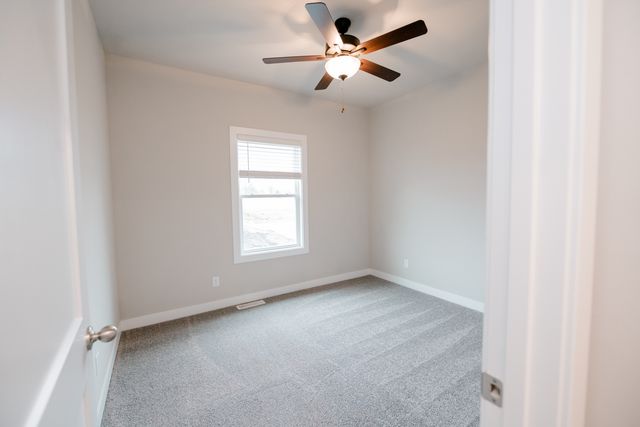 6124 Thor Avenue, Davenport, IA 52807