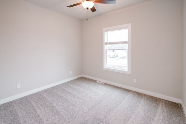 6124 Thor Avenue, Davenport, IA 52807