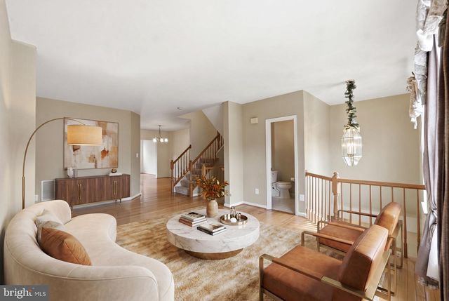 25402 UPPER CLUBHOUSE DR, Chantilly, VA 20152