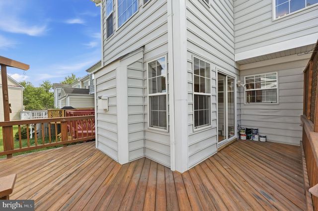 25402 UPPER CLUBHOUSE DR, Chantilly, VA 20152