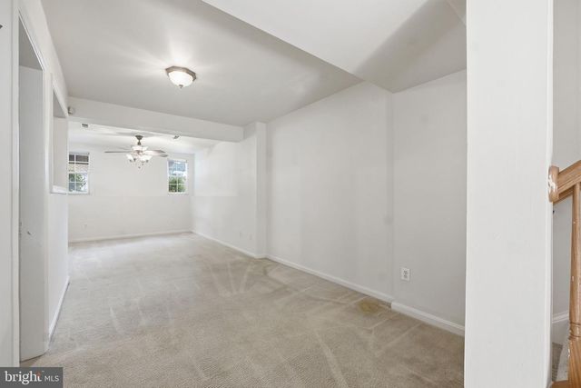 25402 UPPER CLUBHOUSE DR, Chantilly, VA 20152