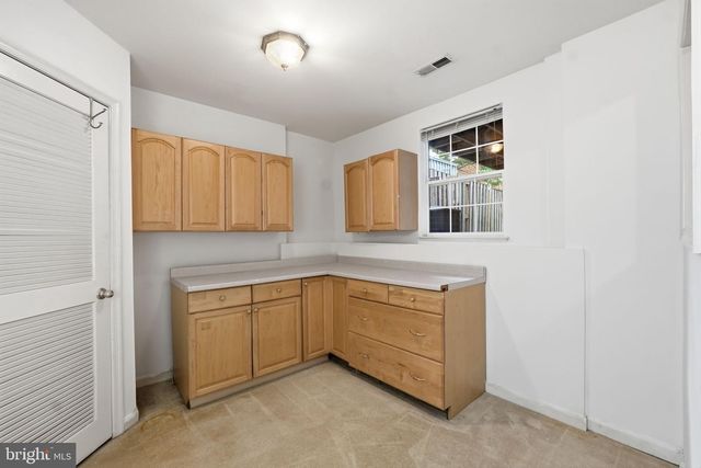 25402 UPPER CLUBHOUSE DR, Chantilly, VA 20152