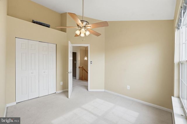25402 UPPER CLUBHOUSE DR, Chantilly, VA 20152