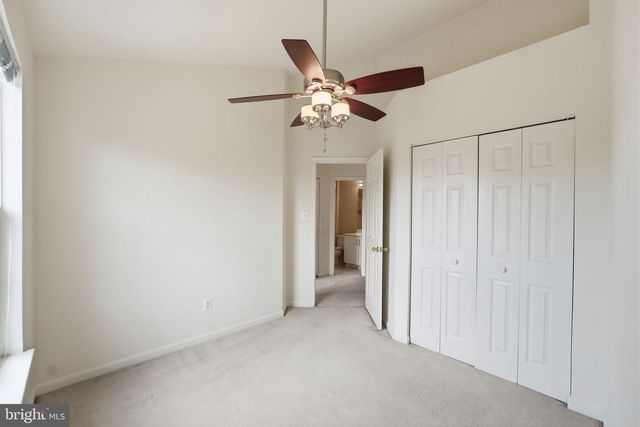 25402 UPPER CLUBHOUSE DR, Chantilly, VA 20152