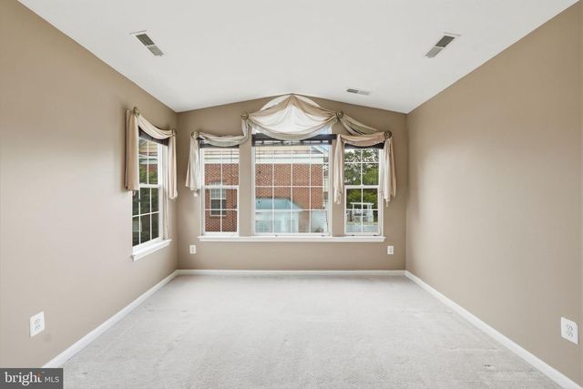 25402 UPPER CLUBHOUSE DR, Chantilly, VA 20152