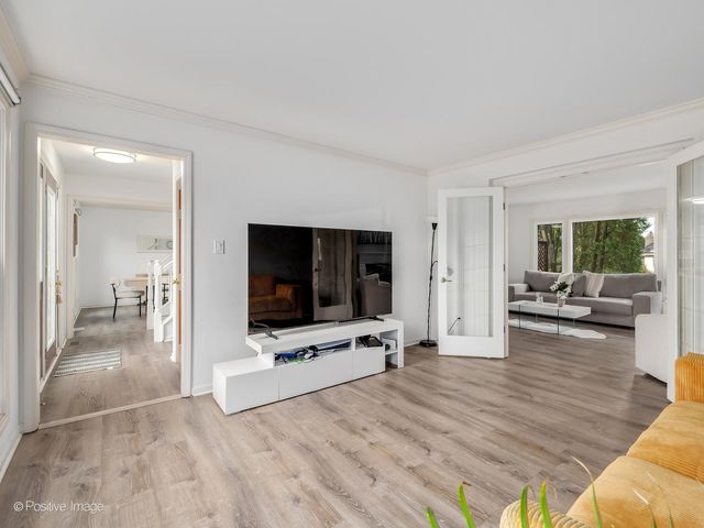 586 Daniels Street, Bolingbrook, IL 60440