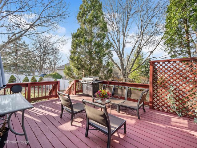 586 Daniels Street, Bolingbrook, IL 60440