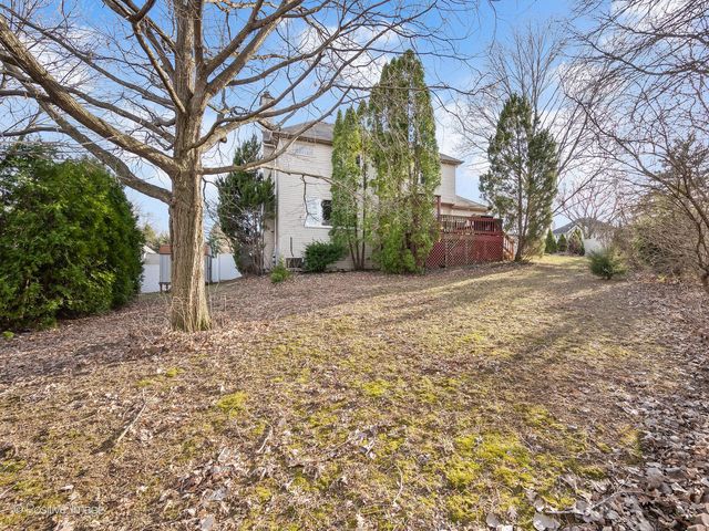 586 Daniels Street, Bolingbrook, IL 60440