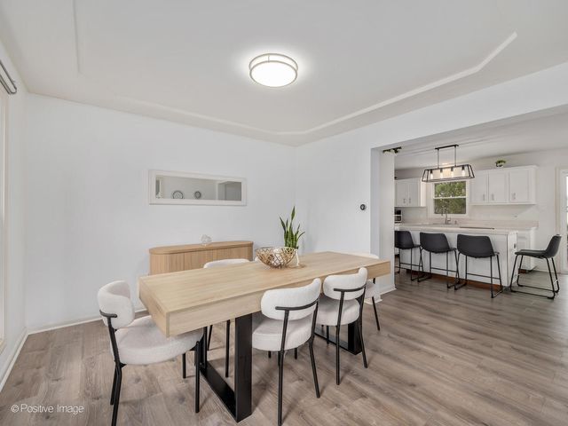 586 Daniels Street, Bolingbrook, IL 60440