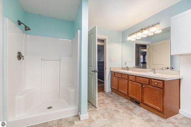 1875 W Division, Cadillac, MI 49601