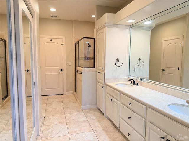 516 E Uphall Avenue, Mcallen, TX 78503