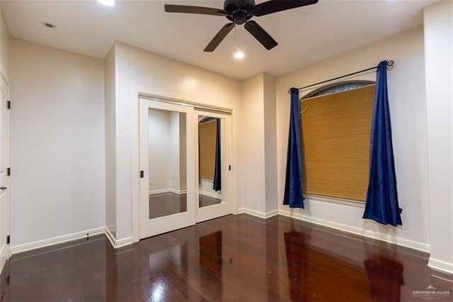 516 E Uphall Avenue, Mcallen, TX 78503