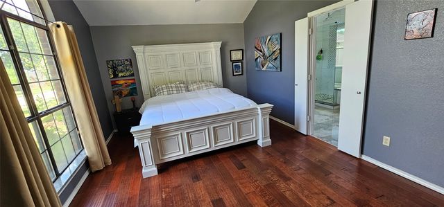 2016 Vista Crest Drive, Carrollton, TX 75007