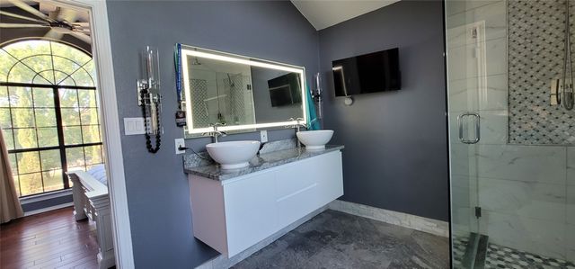 2016 Vista Crest Drive, Carrollton, TX 75007