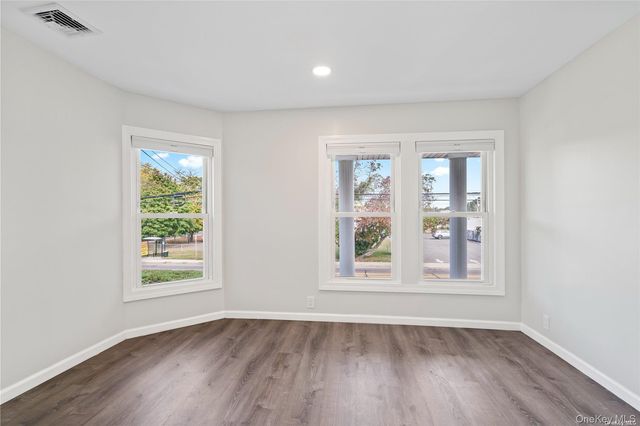 7 Pulaski Road 3, East Northport, NY 11731