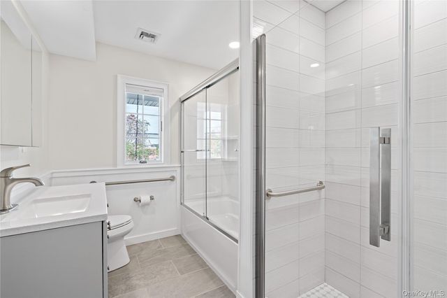 7 Pulaski Road 3, East Northport, NY 11731