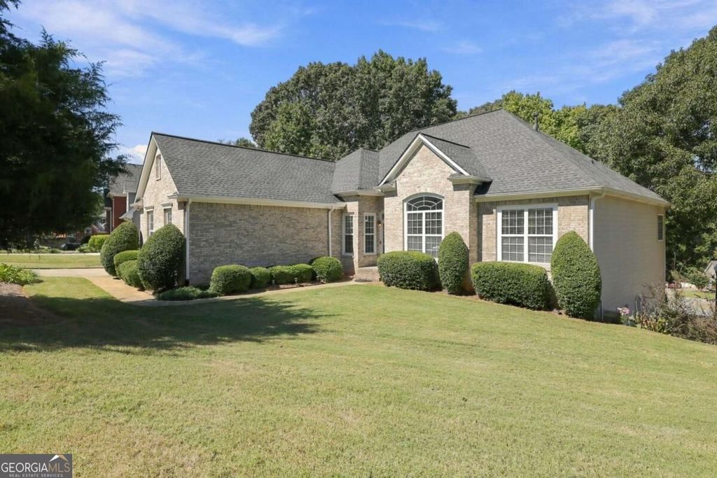 174 Azalea Chase Drive, Suwanee, GA 30024 — exterior