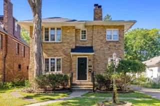 627 Washington Road, Grosse Pointe, MI 48230
