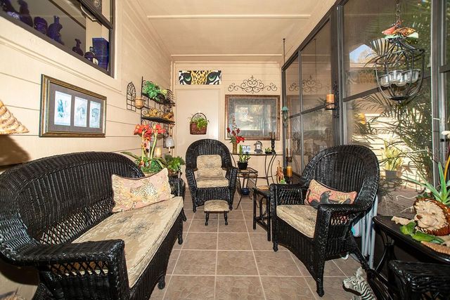 11696 PARKVIEW LANE, Seminole, FL 33772