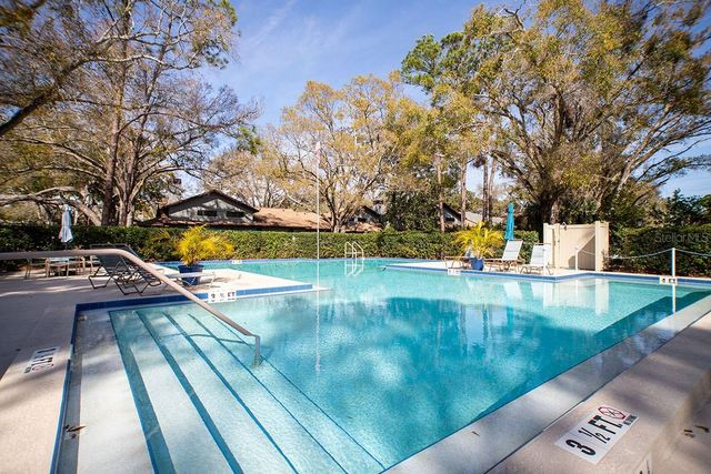 11696 PARKVIEW LANE, Seminole, FL 33772