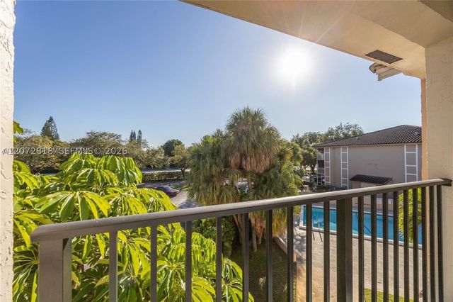 10001 W Atlantic Blvd 316, Coral Springs, FL 33071