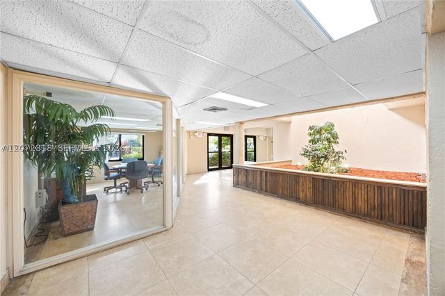 10001 W Atlantic Blvd 316, Coral Springs, FL 33071