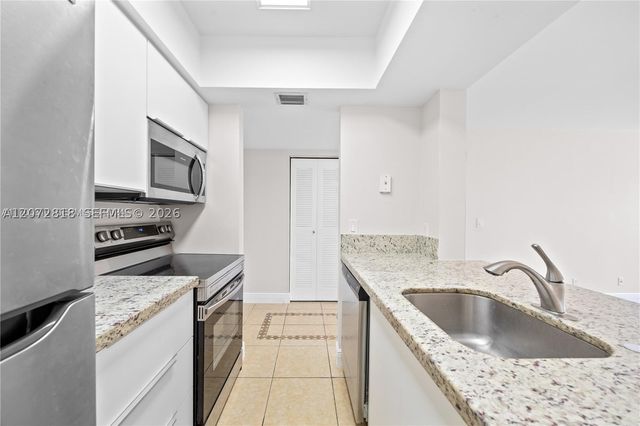 10001 W Atlantic Blvd 316, Coral Springs, FL 33071