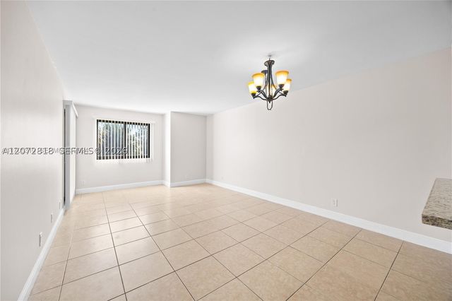10001 W Atlantic Blvd 316, Coral Springs, FL 33071
