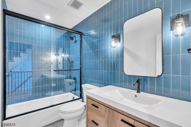 143 Huron Dr, Chatham Twp., NJ 07928