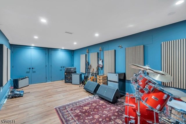 143 Huron Dr, Chatham Twp., NJ 07928