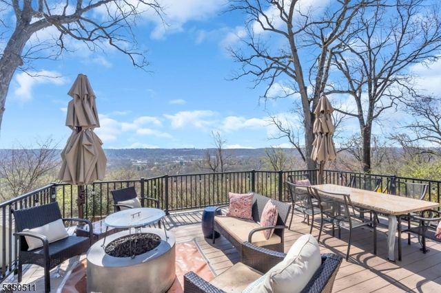 143 Huron Dr, Chatham Twp., NJ 07928