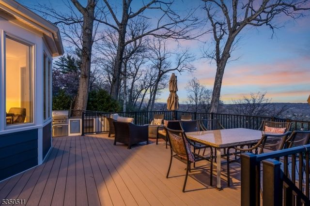 143 Huron Dr, Chatham Twp., NJ 07928