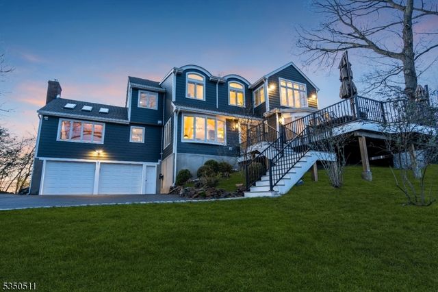 143 Huron Dr, Chatham Twp., NJ 07928