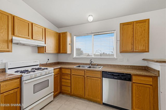 5074 Calle Verde, Las Cruces, NM 88012