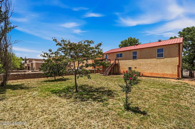 5074 Calle Verde, Las Cruces, NM 88012