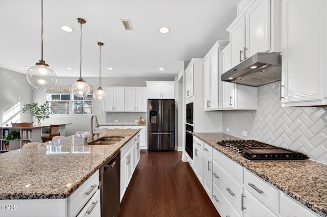 221 Birdsgrove Court, Cary, NC 27519