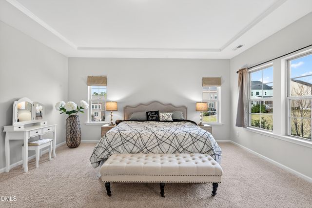 221 Birdsgrove Court, Cary, NC 27519