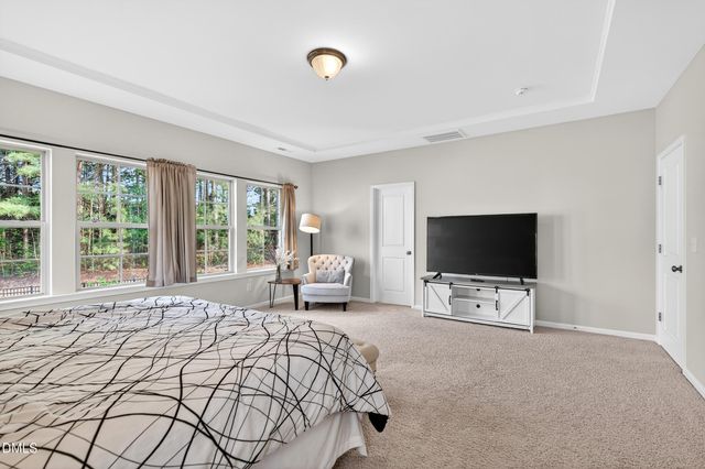 221 Birdsgrove Court, Cary, NC 27519