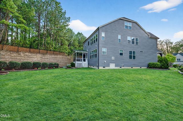 221 Birdsgrove Court, Cary, NC 27519