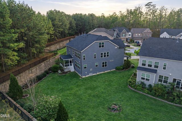 221 Birdsgrove Court, Cary, NC 27519