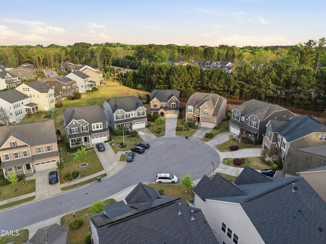 221 Birdsgrove Court, Cary, NC 27519