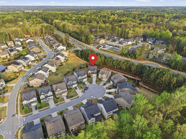 221 Birdsgrove Court, Cary, NC 27519